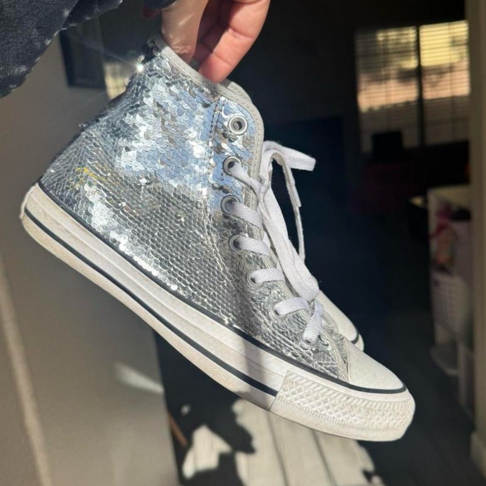 Converse Sequin shoe